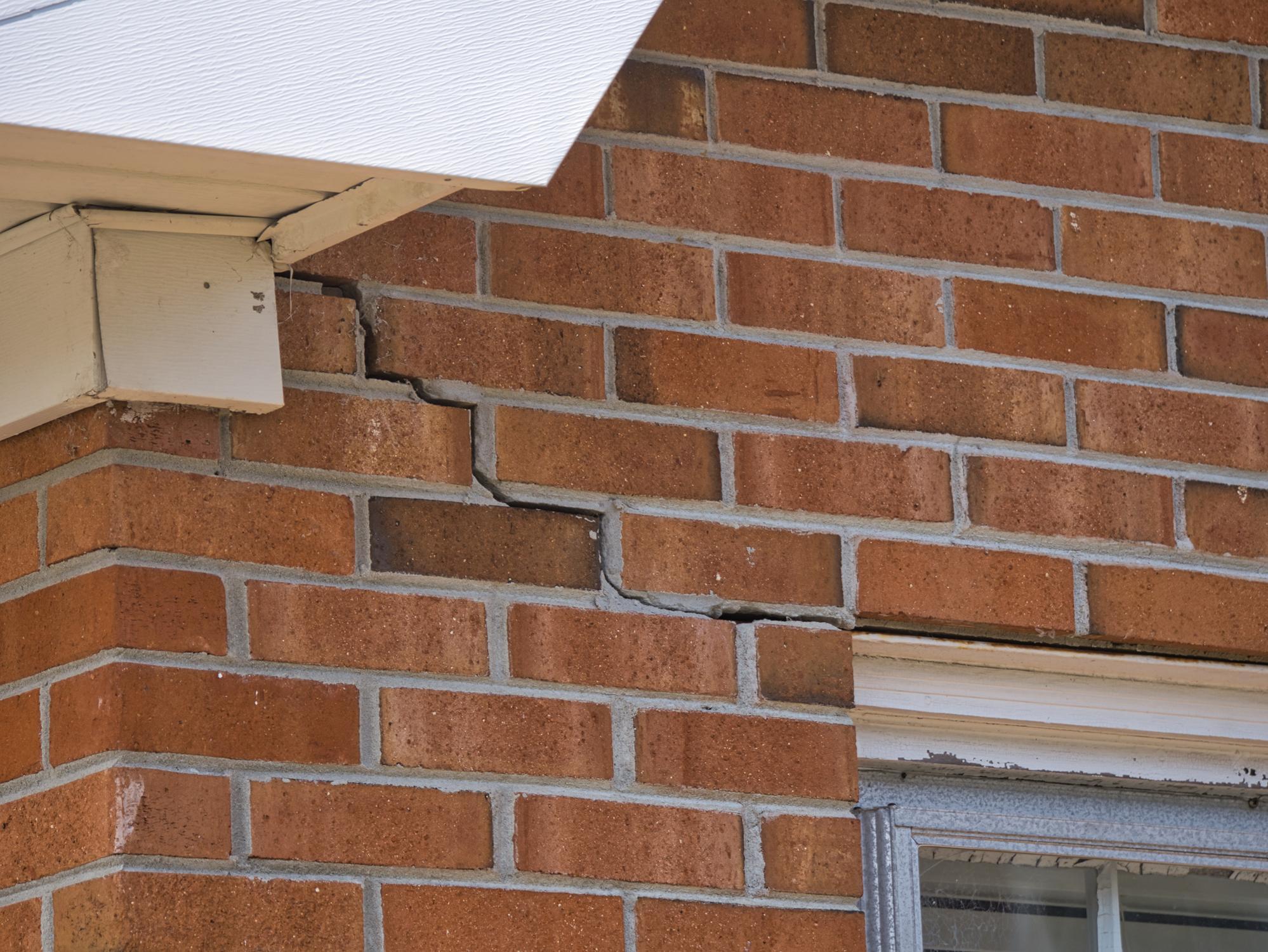 Cracks & Structural Damage